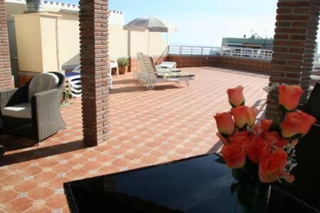 Gran Atico Al Lado De La Playa Apartment Torrox Ngoại thất bức ảnh