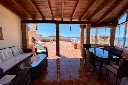 Gran Atico Al Lado De La Playa Apartment Torrox Ngoại thất bức ảnh